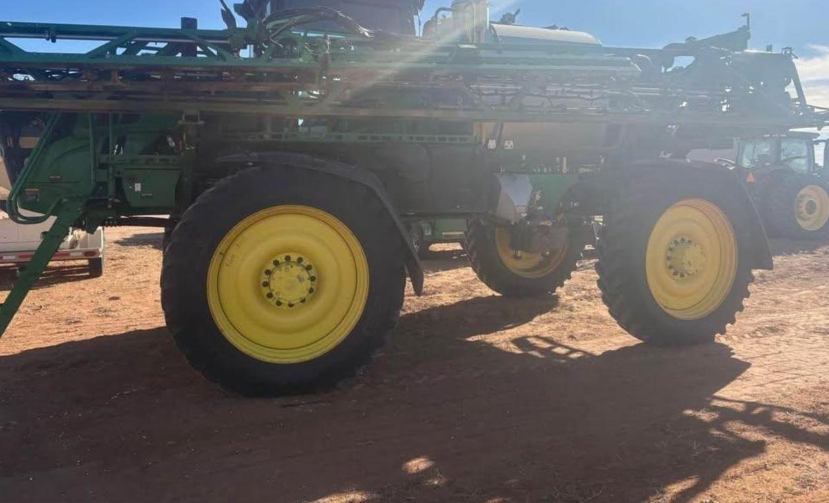 Used 2023 JOHN DEERE 616R