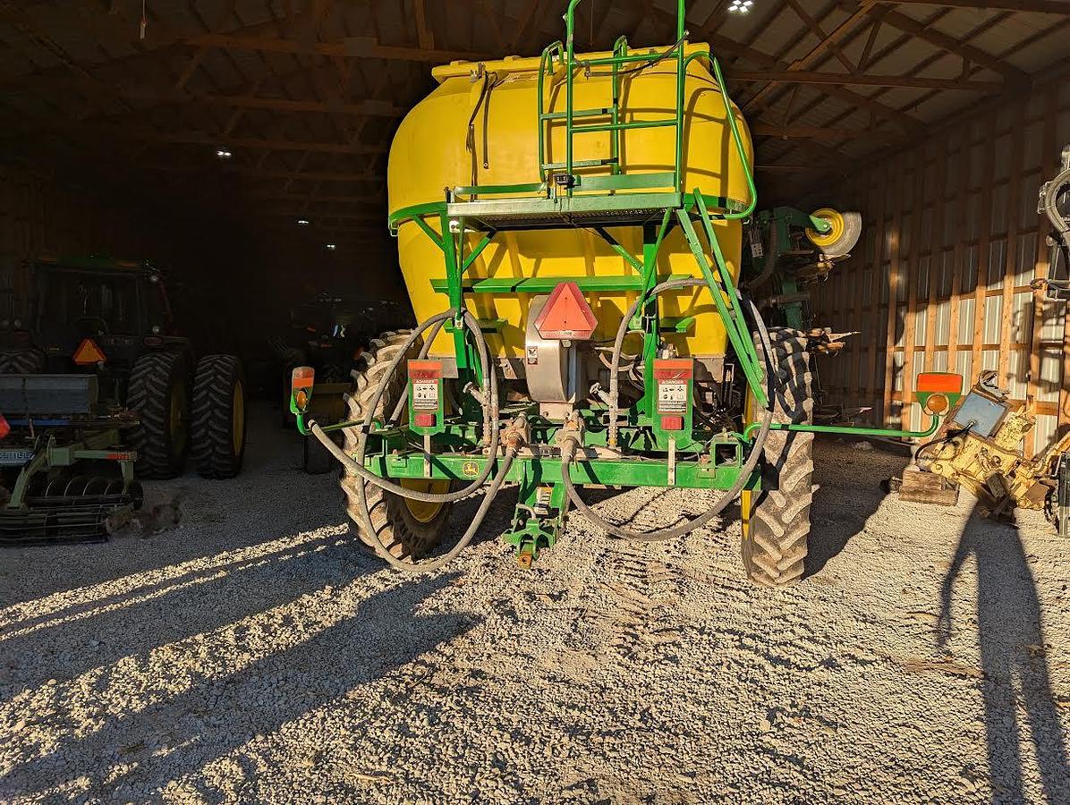 Used 2016 John Deere 2510H Fertilizer Applicator
