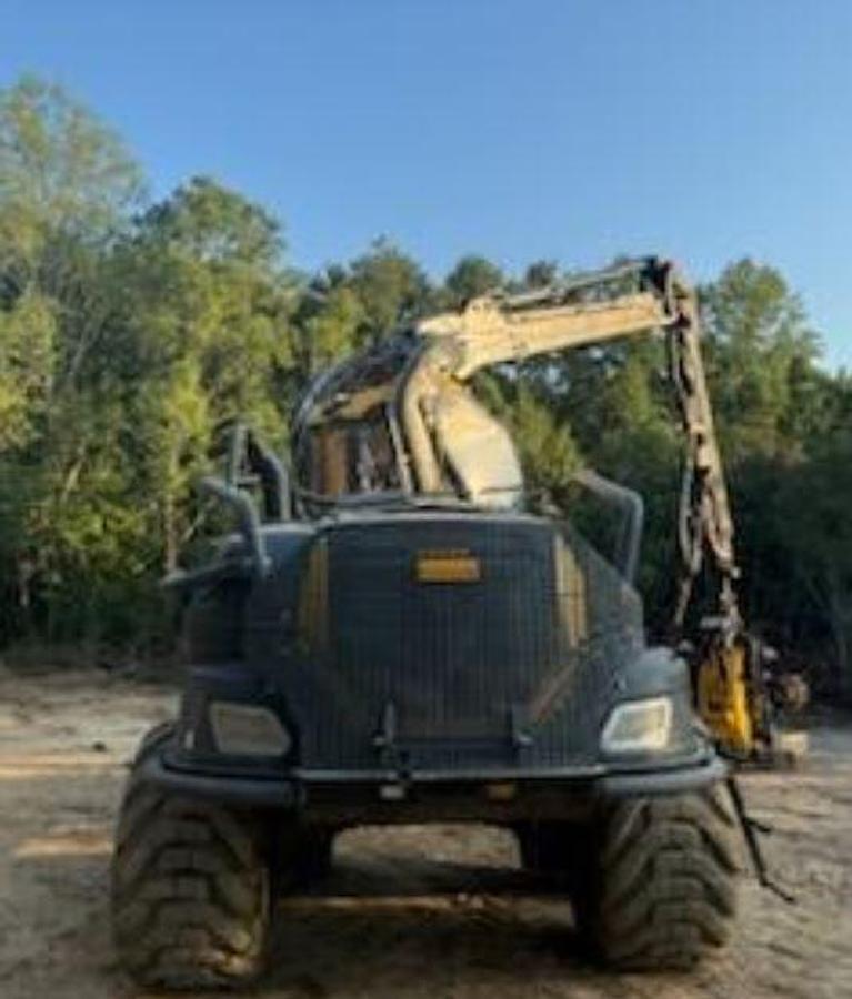 Used 2024 Ponsse Scorpion Giant Wheeled Harvester