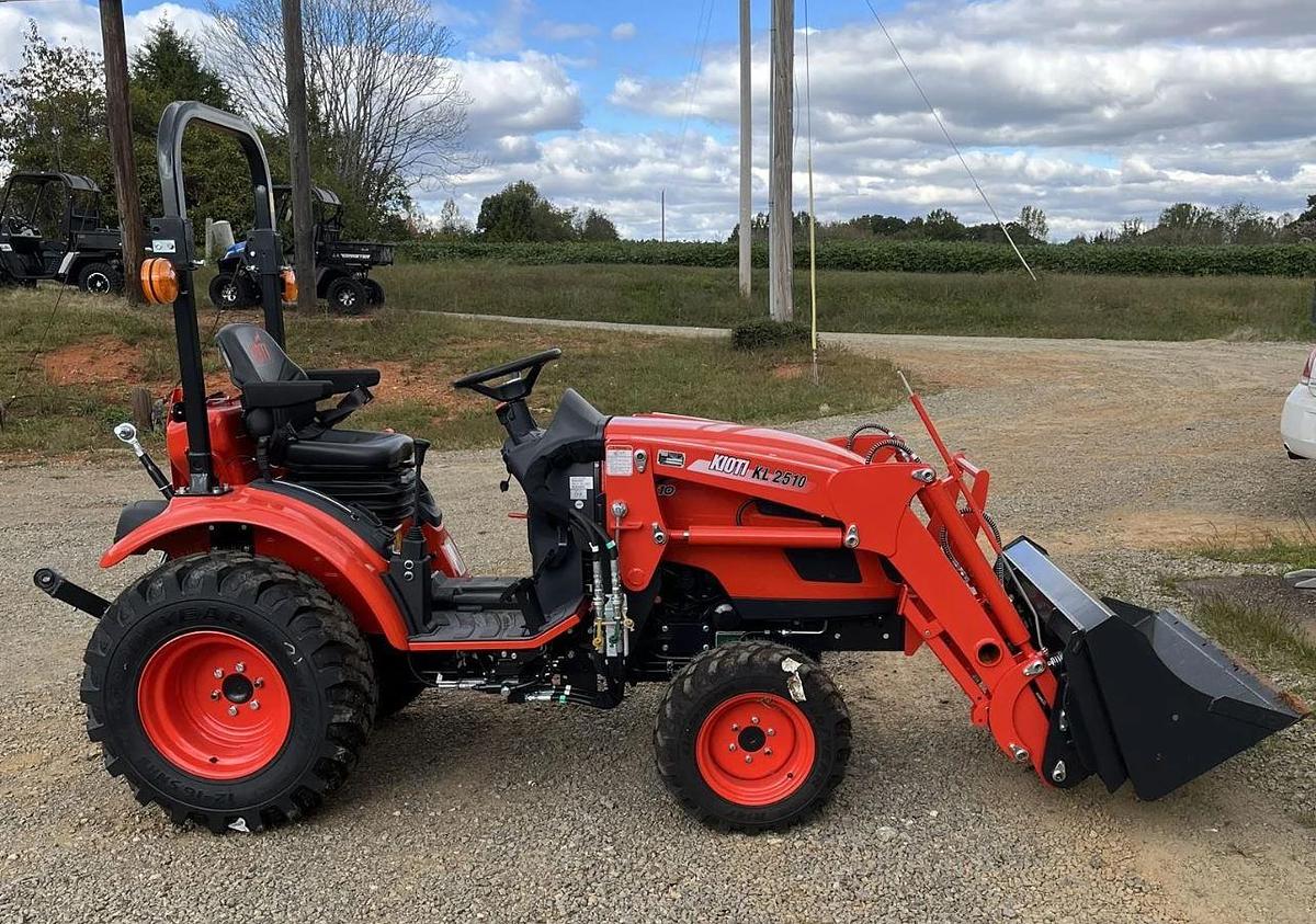 Used 2024 Kioti Cx2510