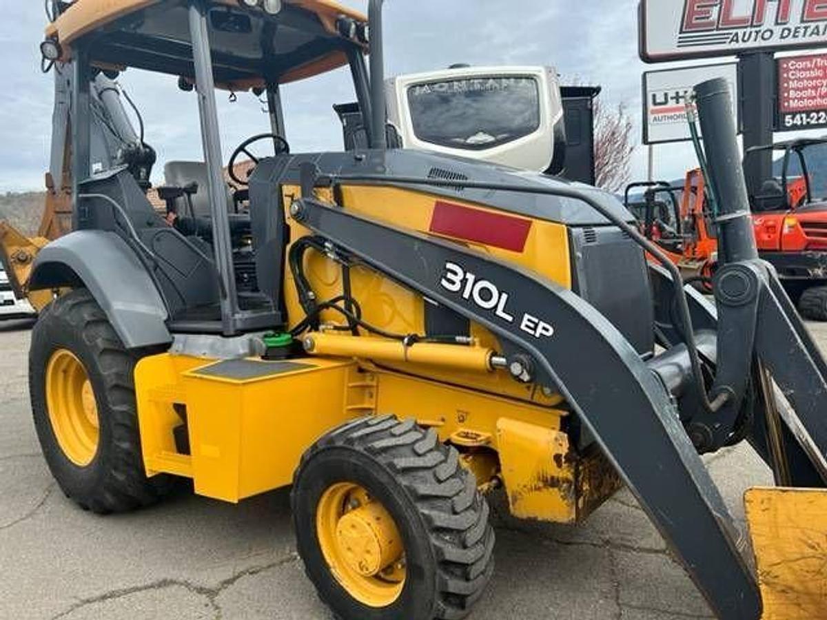 Used 2017 Deere 310L Turbo