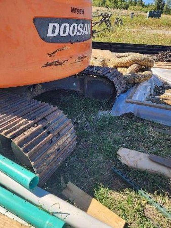 Used 2016 DOOSAN DX140LCR-3