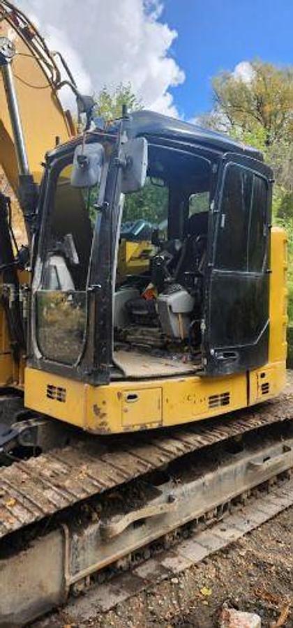 Used 2016 CATERPILLAR 315F LCR