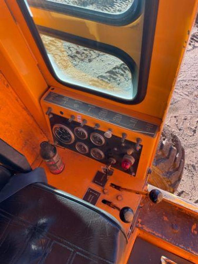 Used 2002 Leeboy 685B