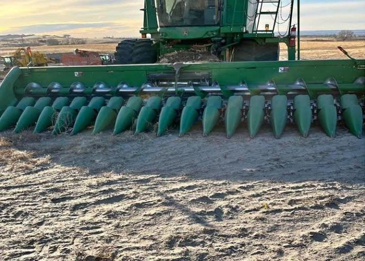 Used 2013 JOHN DEERE 618C