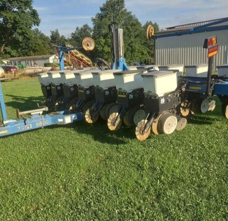 Used Kinze 3500