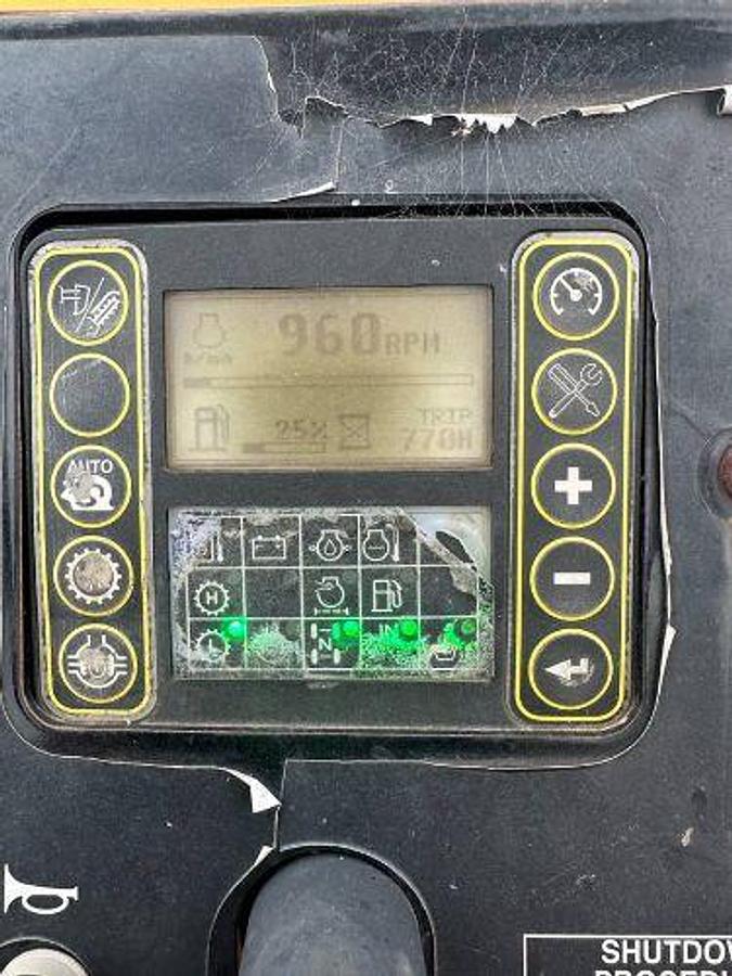 Used 2014 VERMEER RTX750 Trencher