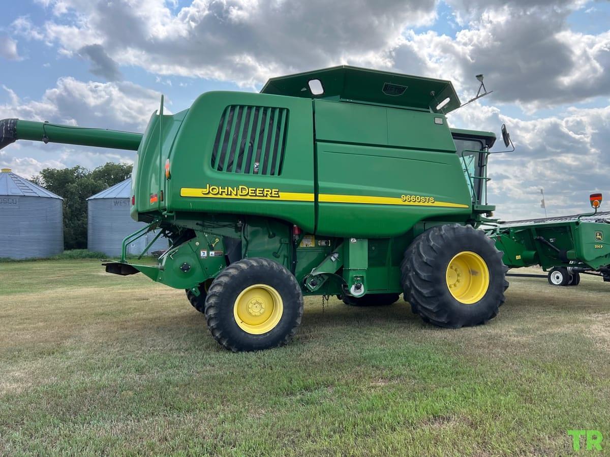 Used 2005 John Deere Combine 9660sts