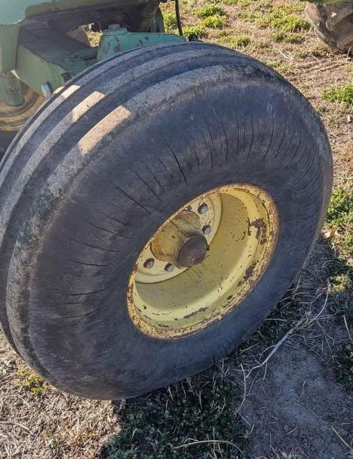 Used 1979 JOHN DEERE 4640