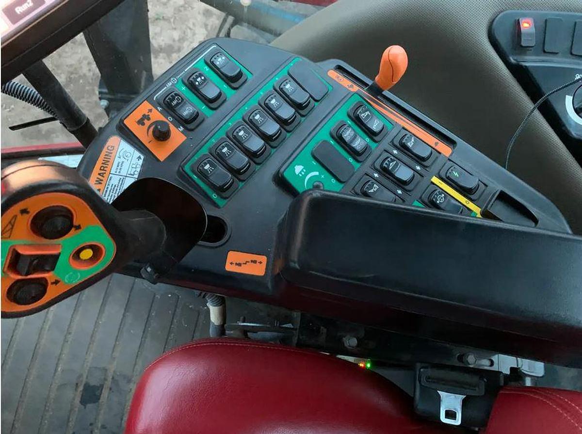 Used 2013 CIH SP3330 Sprayer