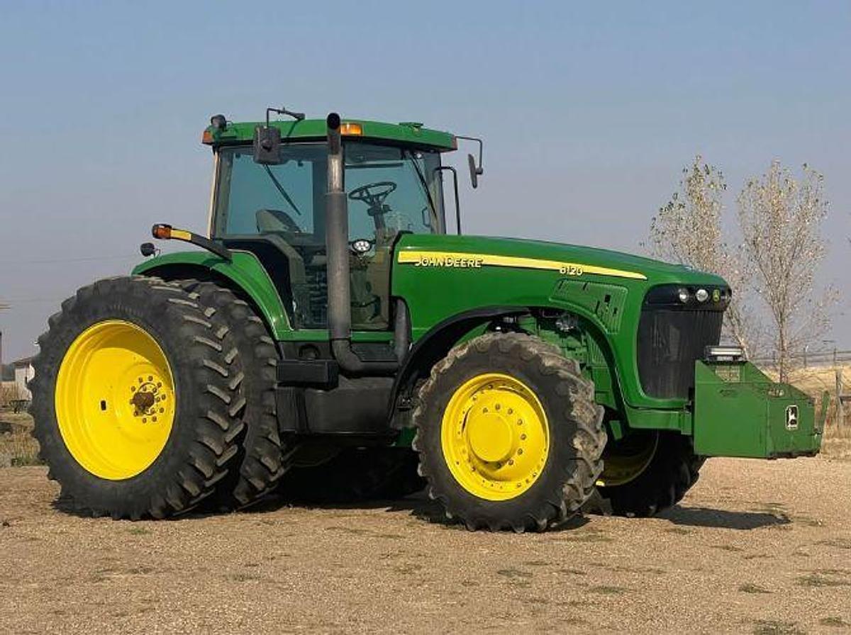Used 2003 JOHN DEERE 8120