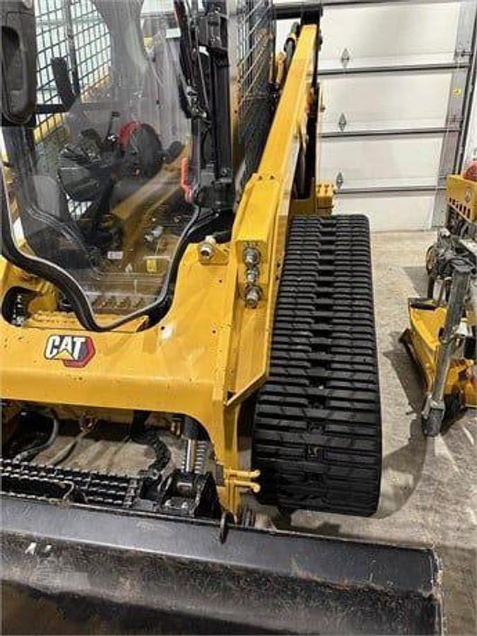 Used 2021 CATERPILLAR 289 D3