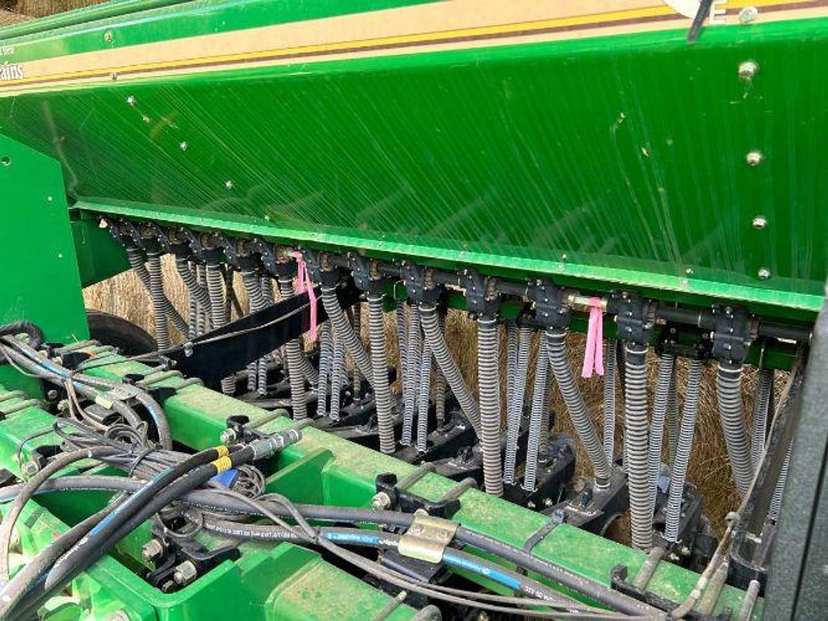 Used 2020 Great Plaines 1206NT No Till Grain Drill