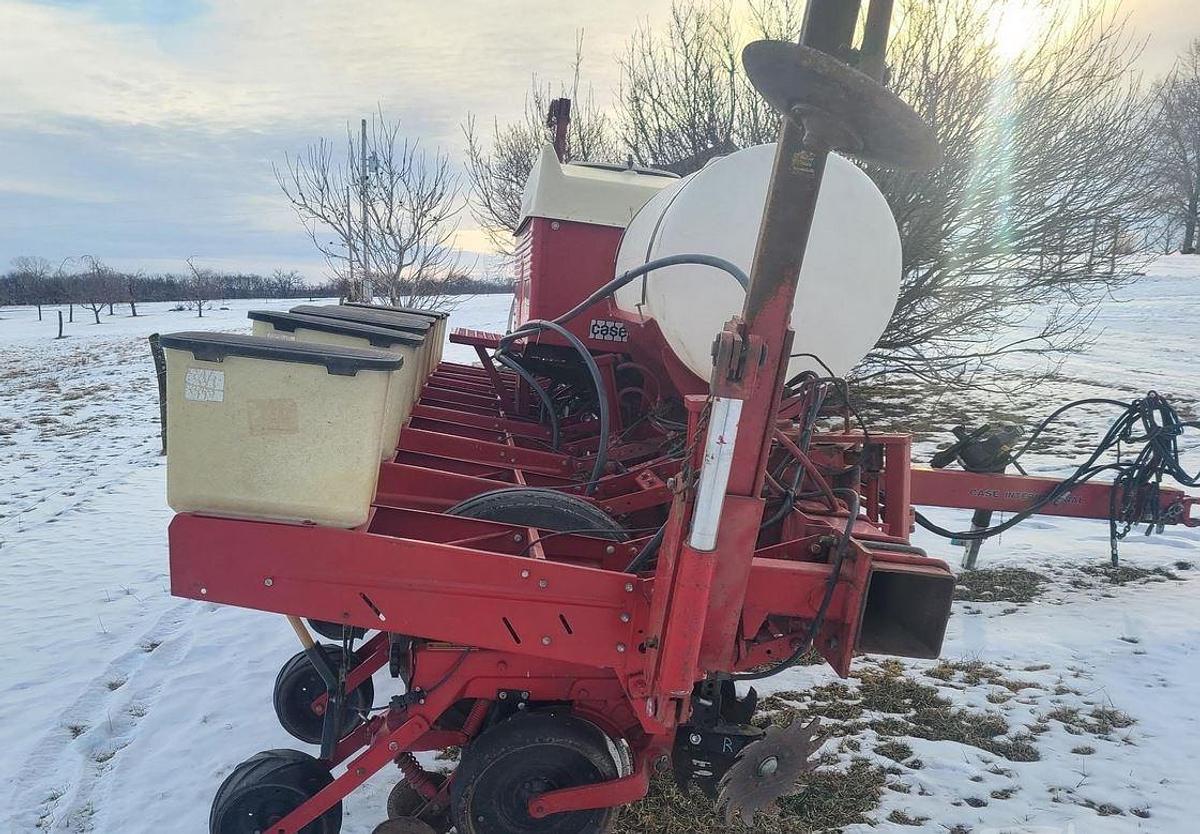 Used 1993 CASE IH 900 Planter