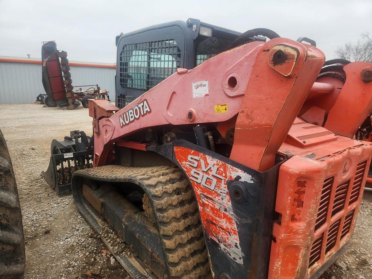 Used 2016 Kubota SVL90-2 Compact Track Loader