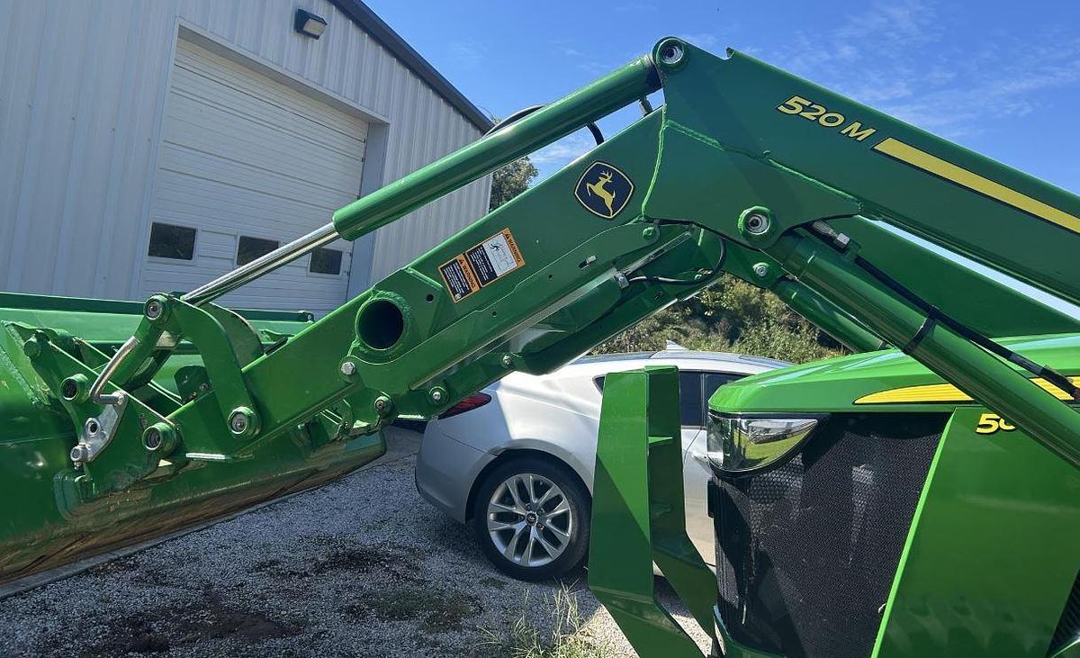 Used 2021 JOHN DEERE 5090EL
