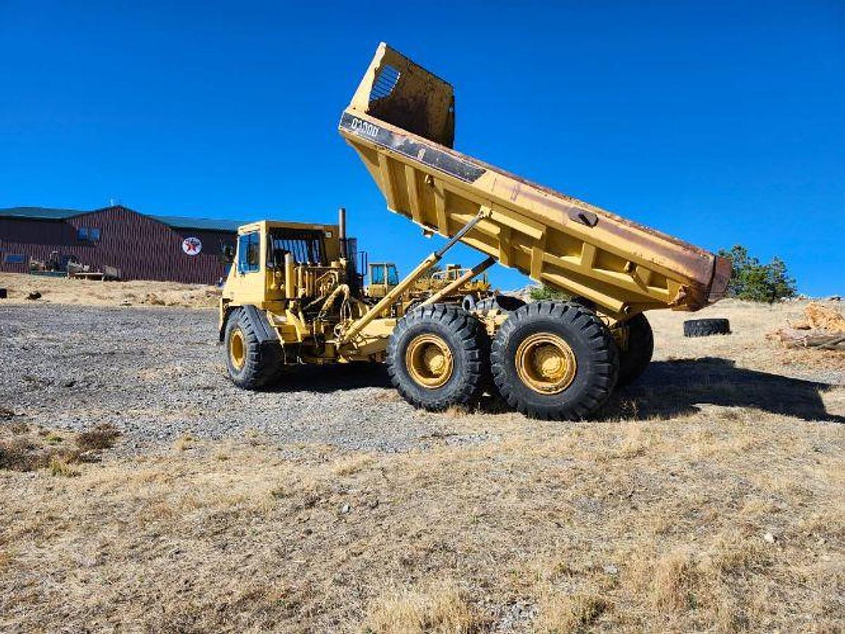 Used 1985 CATERPILLAR D300D