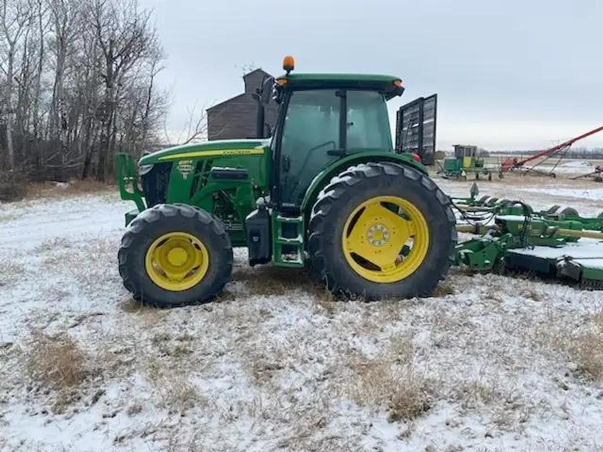 Used 2019 John Deere 6120E