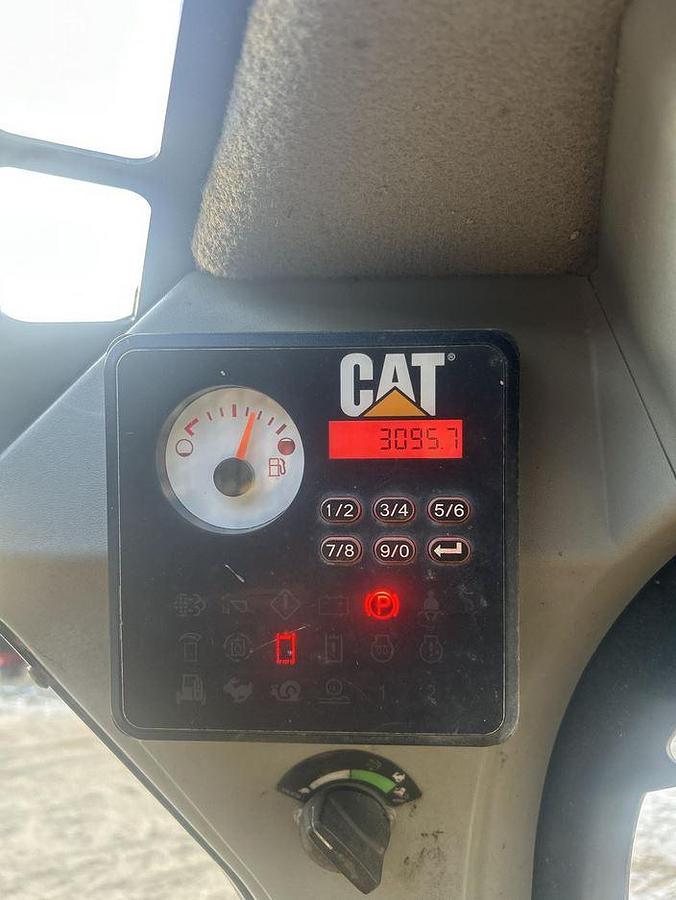 Used 2014 CATERPILLAR 259D Skid Steer