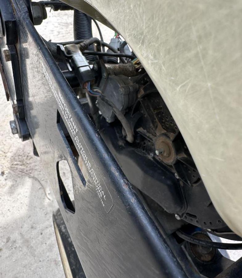 Used 1999 Kinze 2600