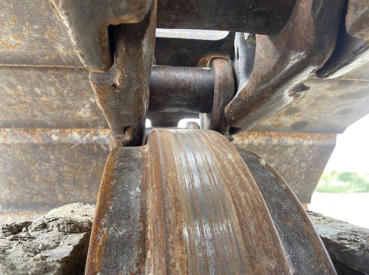 Used 1996 CASE 9040B Excavator