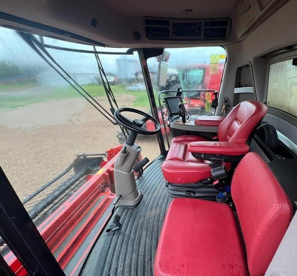 Used 2014 CASE IH 8230