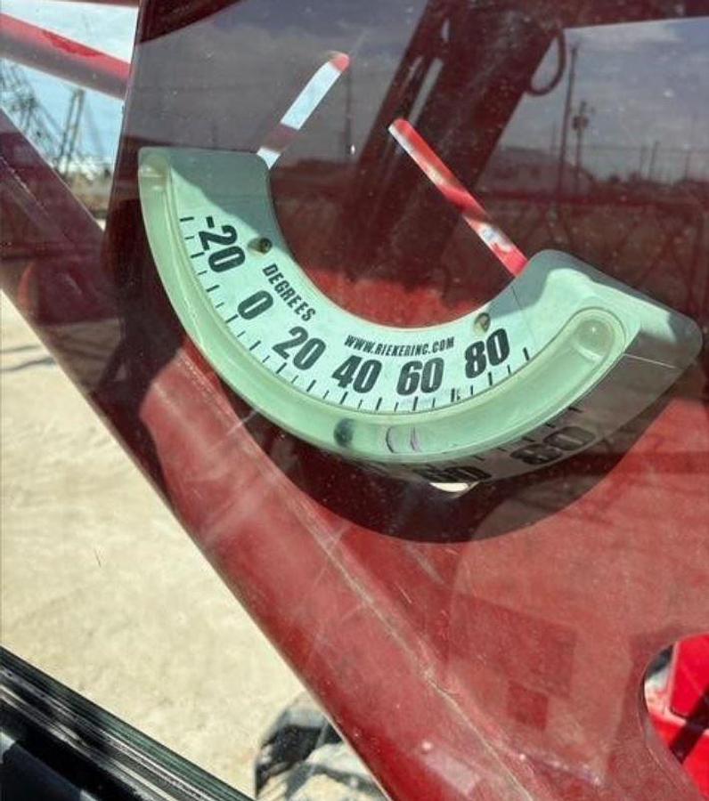 Used 2024 Manitowoc MLC100-1