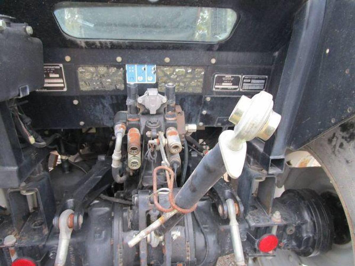 Used 1999 WHITE 6410