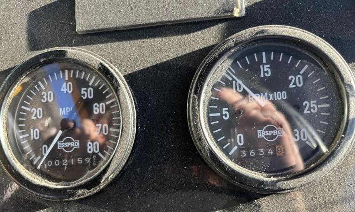 Used 2006 NEW HOLLAND BW28