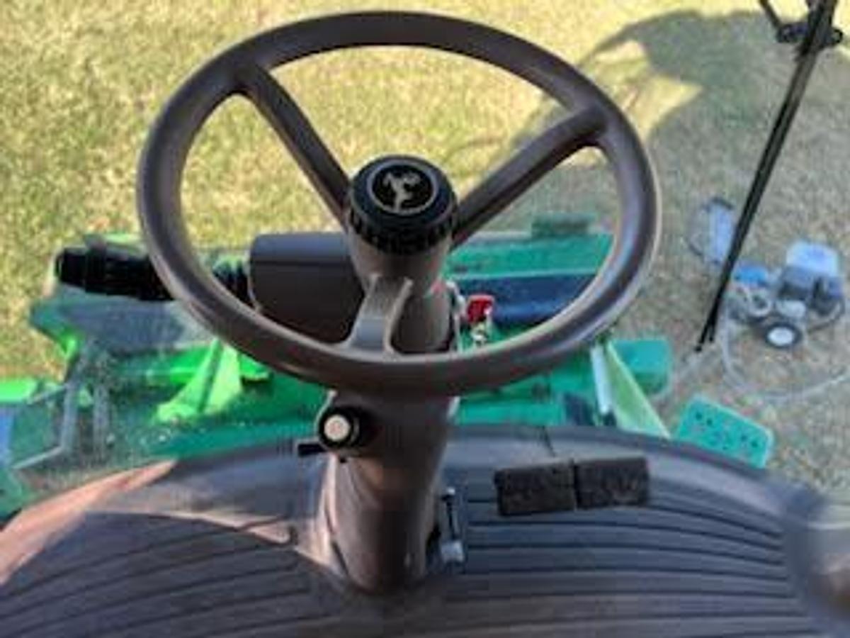 Used 2014 John Deere S670 Combine