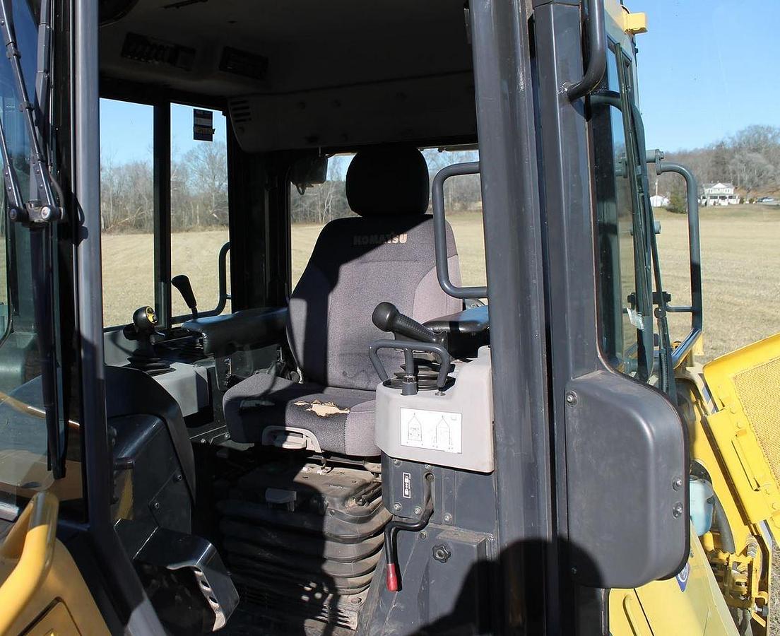 Used 2016 KOMATSU D61PX-24 Dozer