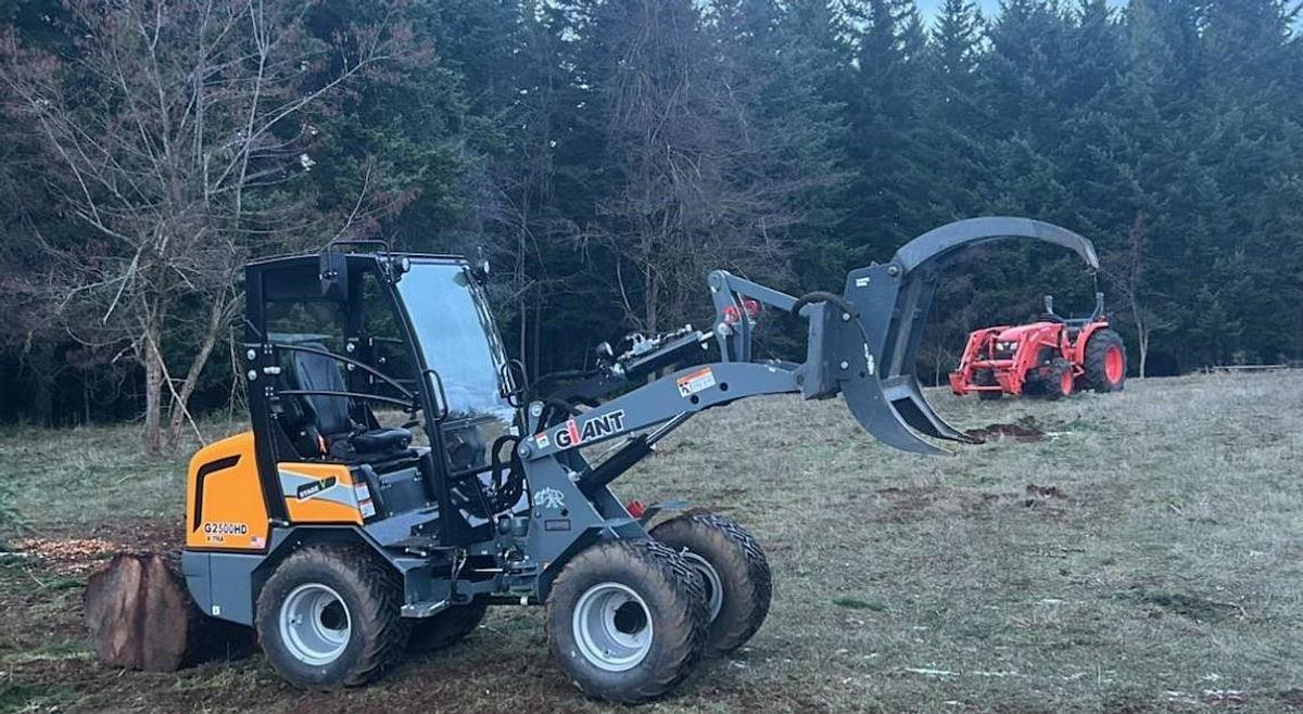 Used 2023 GIANT G2500 X-TRA HD