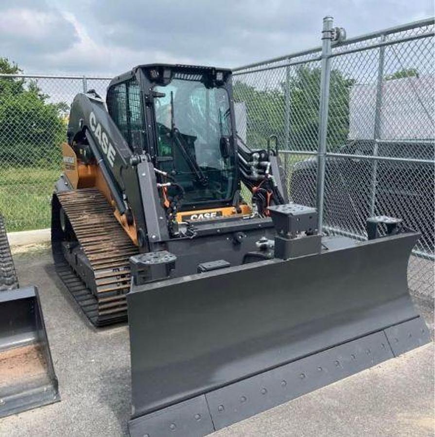 Used 2023 CASE DL 550