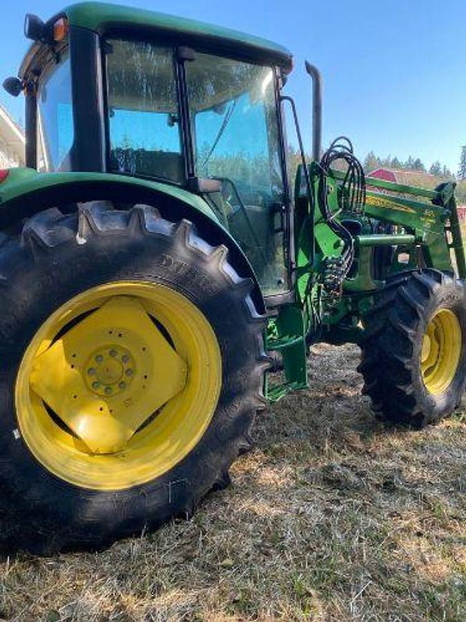 Used 2009 John Deere 6430