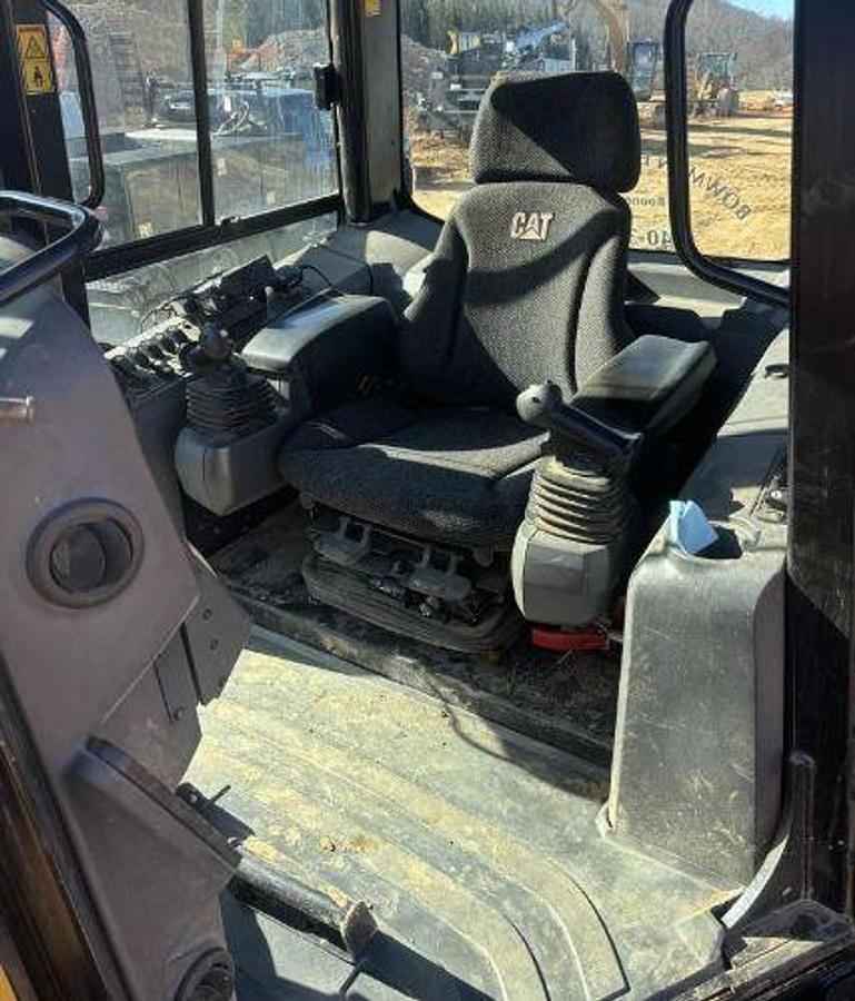 Used 2014 CATERPILLAR D6K2 XL