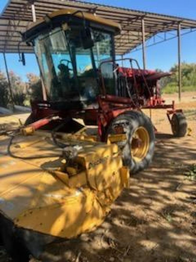 Used 2006 New Holland Hw340 Swather