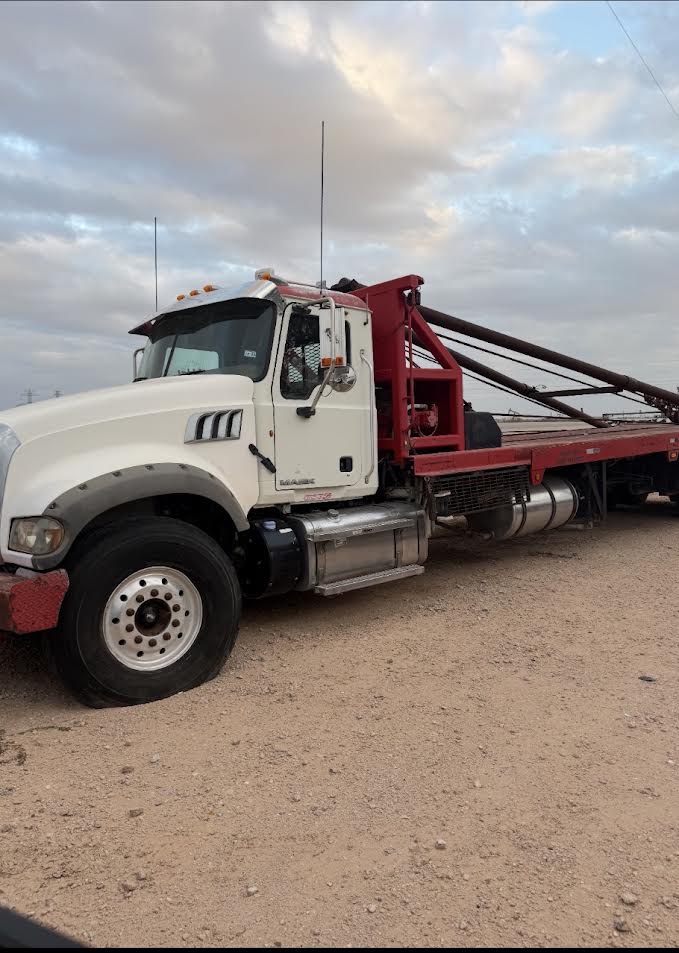 Used 2011 Mack Pole Truck • Heavy-Duty Utility Truck • 80,000 Hours