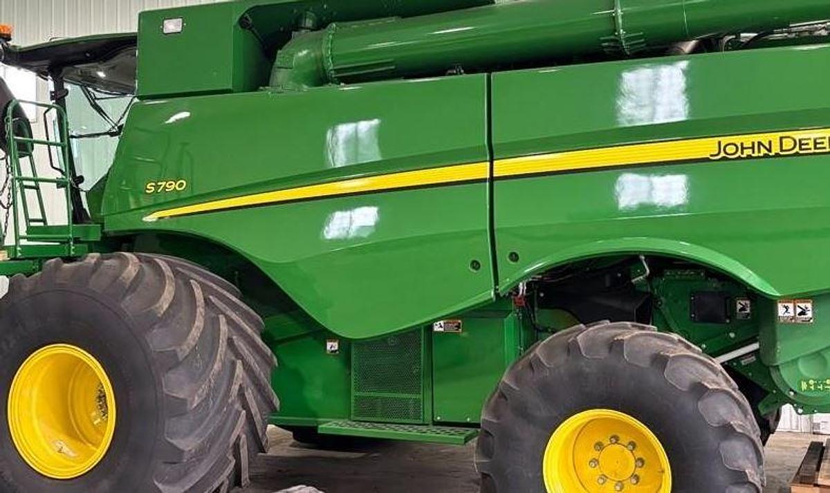 Used 2019 John Deere S790