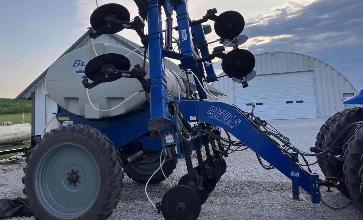 Used 2017 Blue Jet At3015