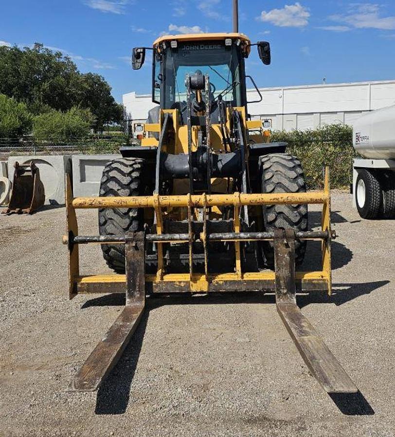 Used 2019 Deere 544L