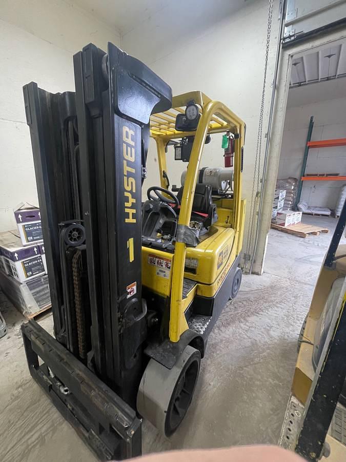 Used 2015 Hyster H80FT Fortis Forklift