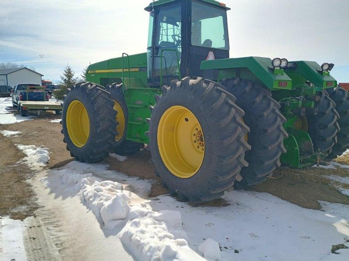 Used 1992 John Deere 8760