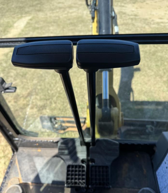 Used 2023 Caterpillar 302 CR