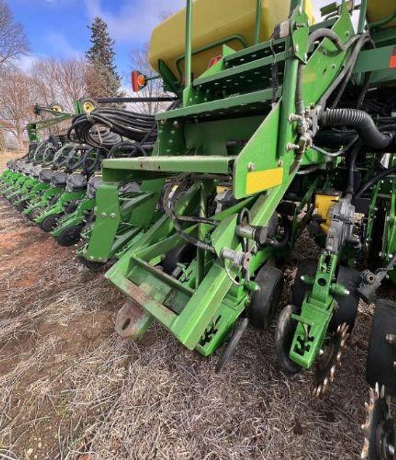 Used 2010 John Deere DB60