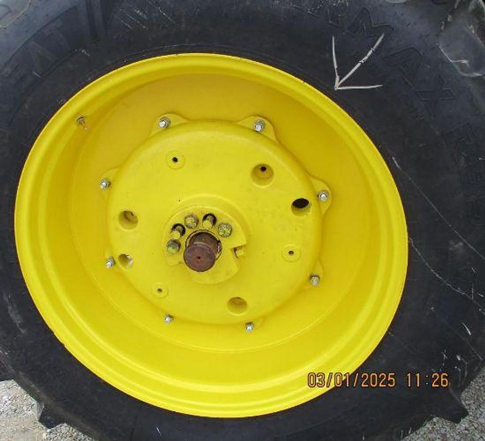 Used 2017 JOHN DEERE 6110M