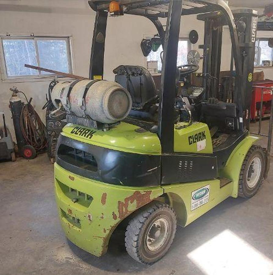 Used 2012 Clark C25L