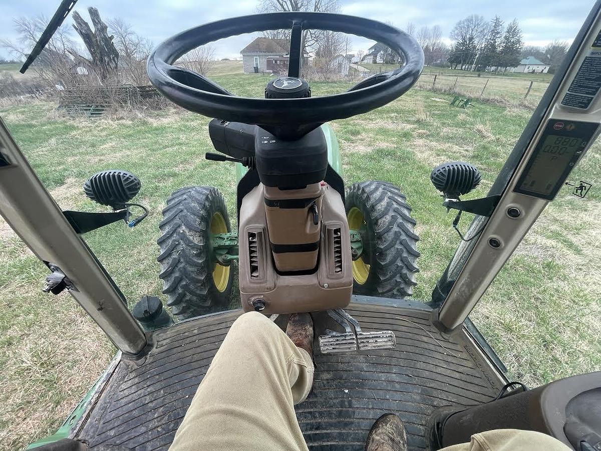 Used 2003 John Deere 7820 Tractor