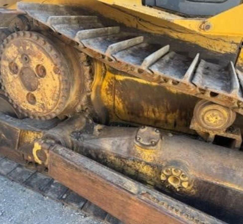 Used 2001 Caterpillar D6R XL Dozer
