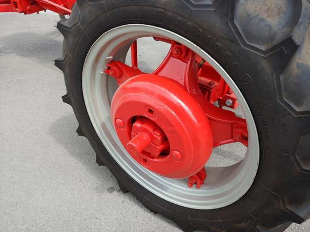 Used 1947 Case VAC Show Tractor