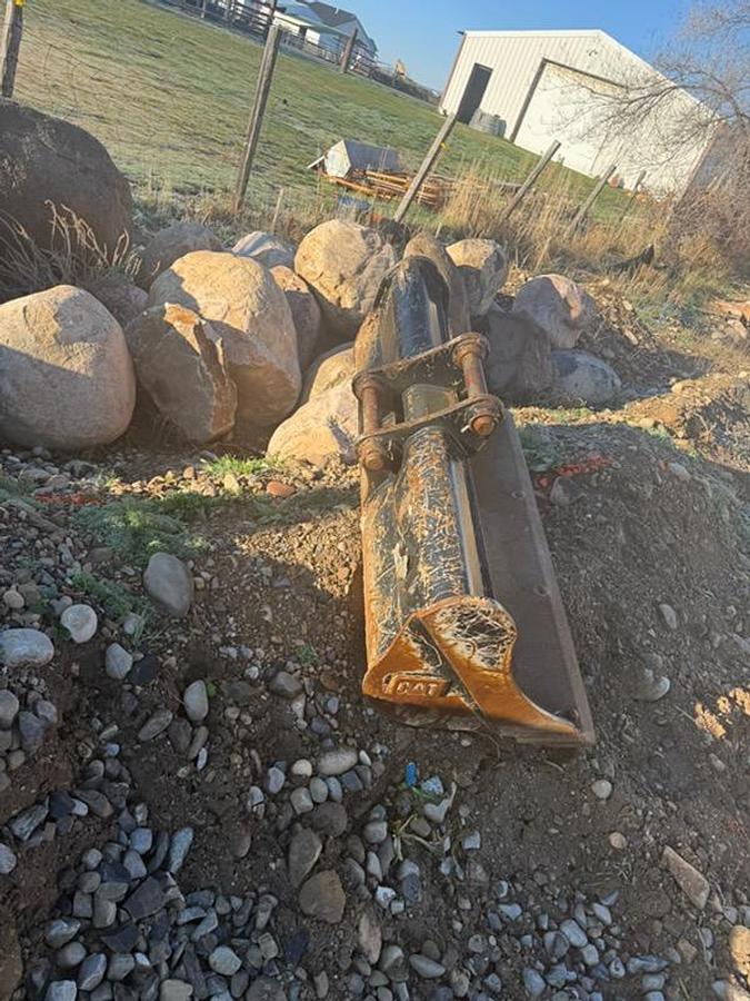 Used 2021 CATERPILLAR 305E2